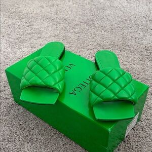 Bottega Veneta Flat Matelasse Leather Slide